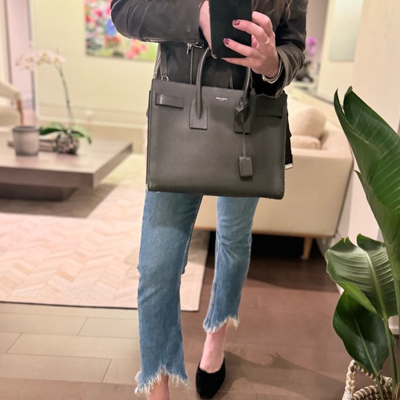 Saint Laurent Sac De Jour Tote Bag - Picture 10 of 11